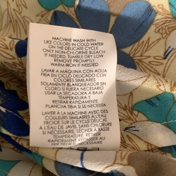 Cabi Large Multi-colored Floral Sleeveless Button Down Blouse - Picture 10 of 10